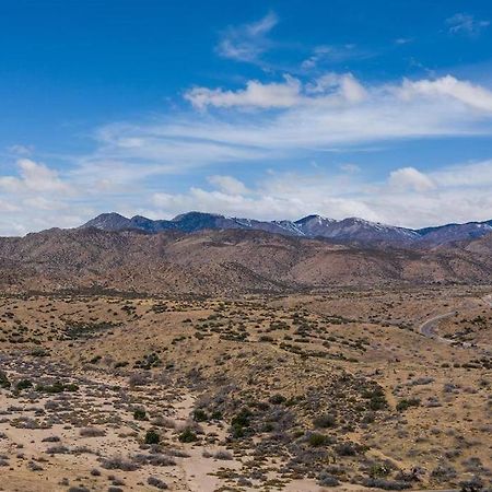 Villa Chasing The Moon: Expansive Tub Views Near Pappy'S à Pioneertown Extérieur photo