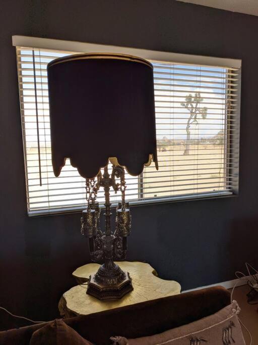 Villa Chasing The Moon: Expansive Tub Views Near Pappy'S à Pioneertown Extérieur photo