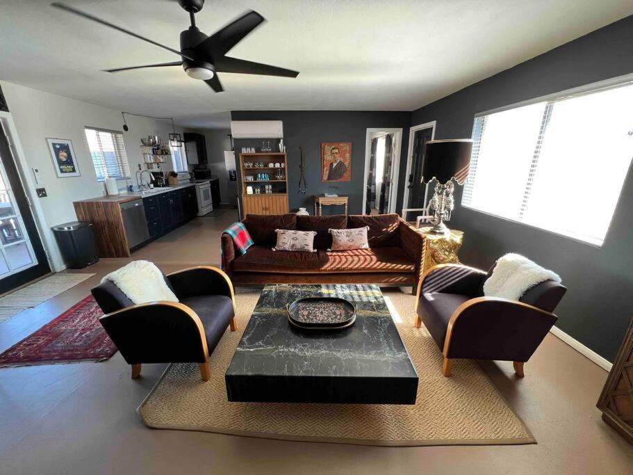 Villa Chasing The Moon: Expansive Tub Views Near Pappy'S à Pioneertown Extérieur photo